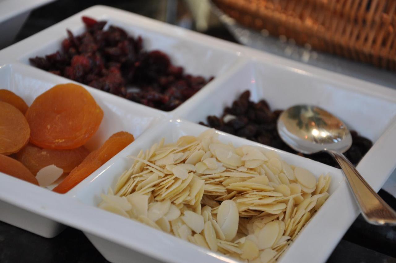 טיצ'י Piramida Park Hotel & Wellness מראה חיצוני תמונה