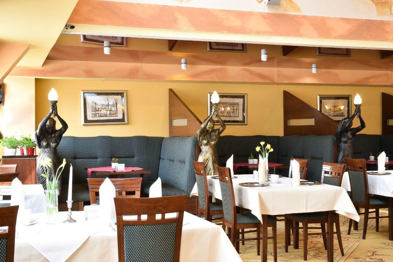 טיצ'י Piramida Park Hotel & Wellness מראה חיצוני תמונה