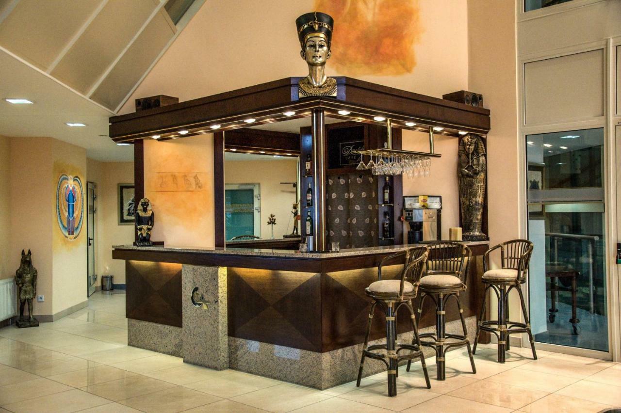 טיצ'י Piramida Park Hotel & Wellness מראה חיצוני תמונה