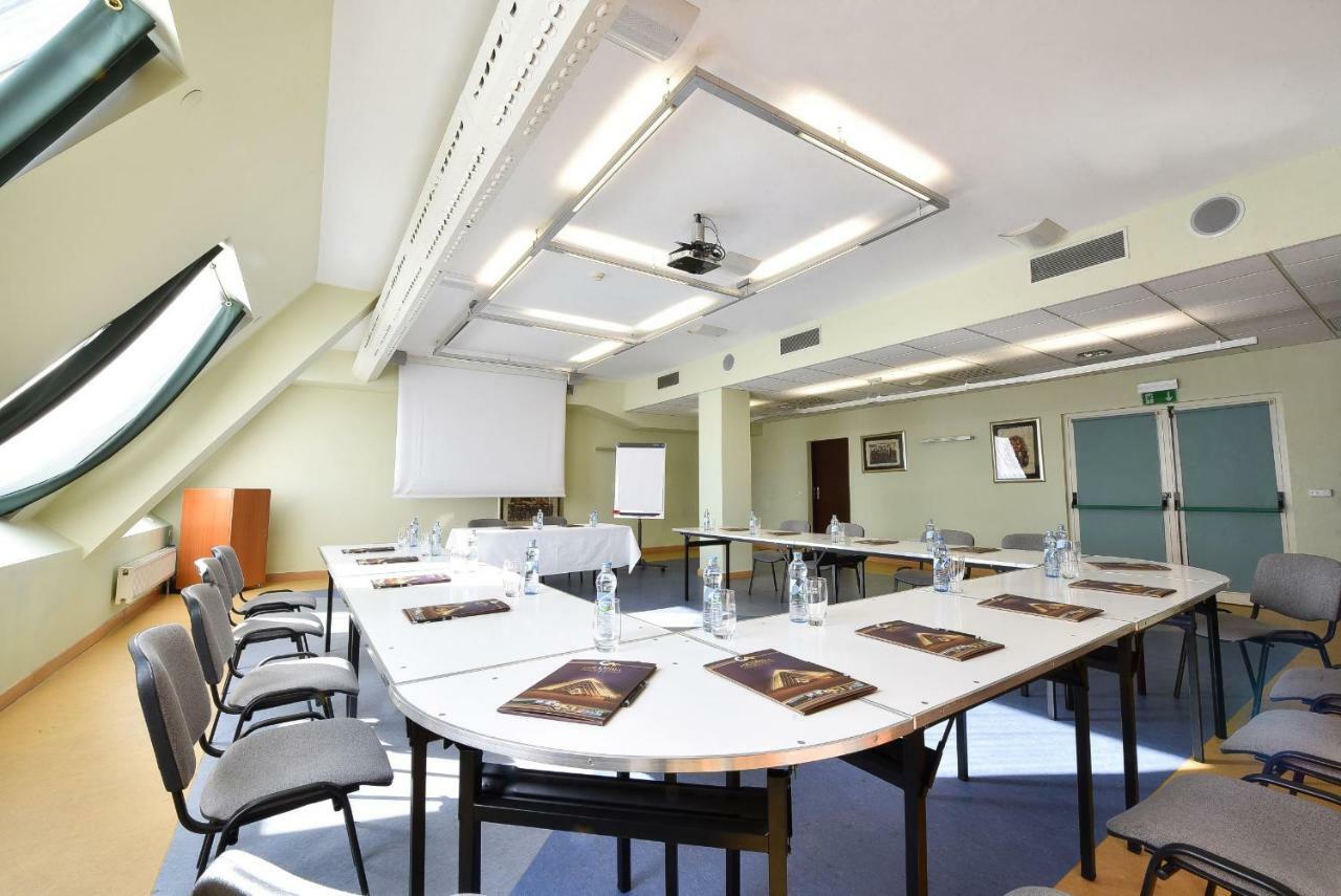 טיצ'י Piramida Park Hotel & Wellness מראה חיצוני תמונה