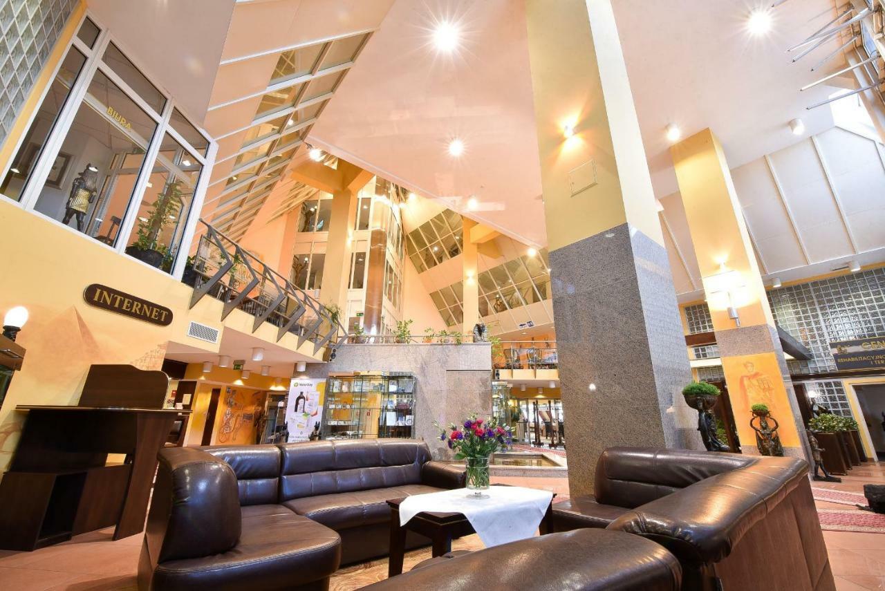 טיצ'י Piramida Park Hotel & Wellness מראה חיצוני תמונה